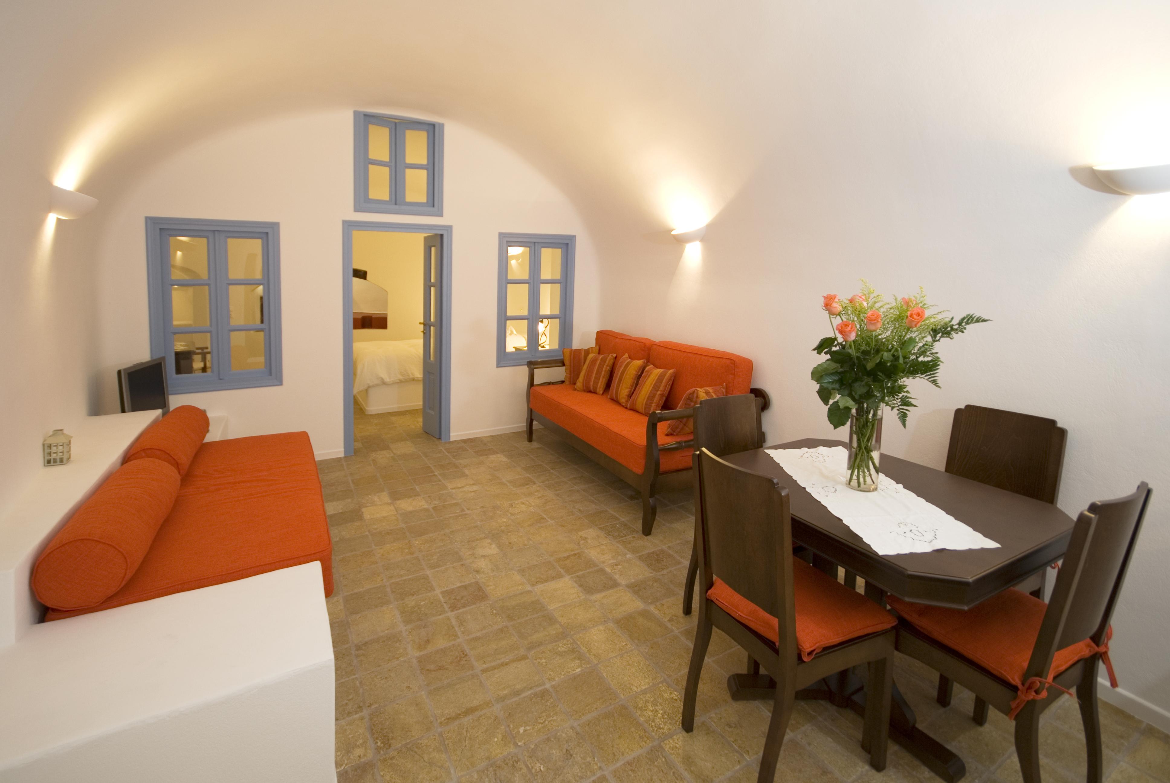Pantelia Suites Тира Экстерьер фото