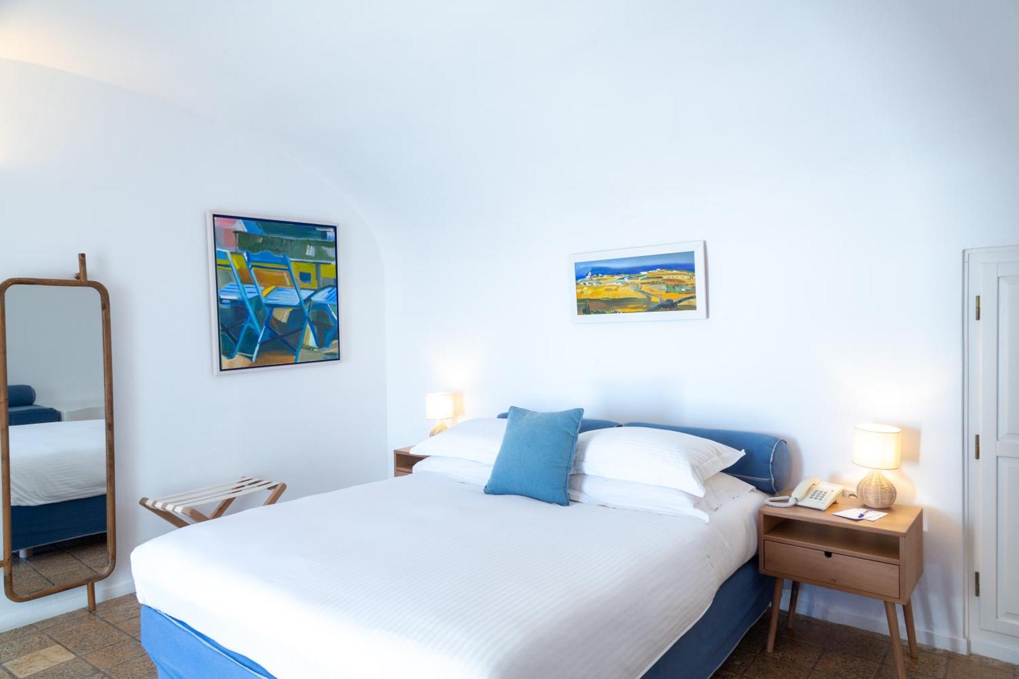 Pantelia Suites Тира Экстерьер фото