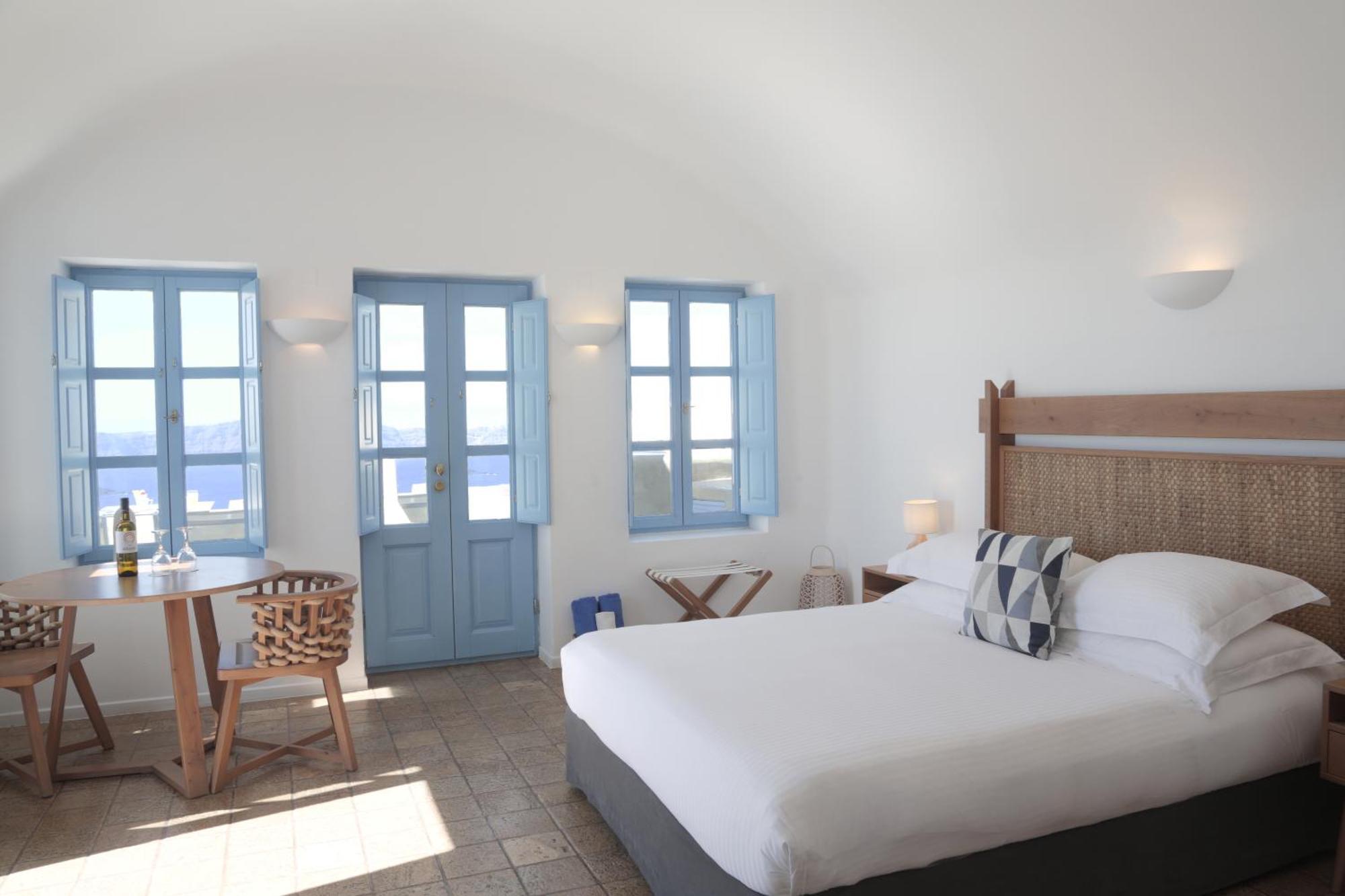 Pantelia Suites Тира Экстерьер фото