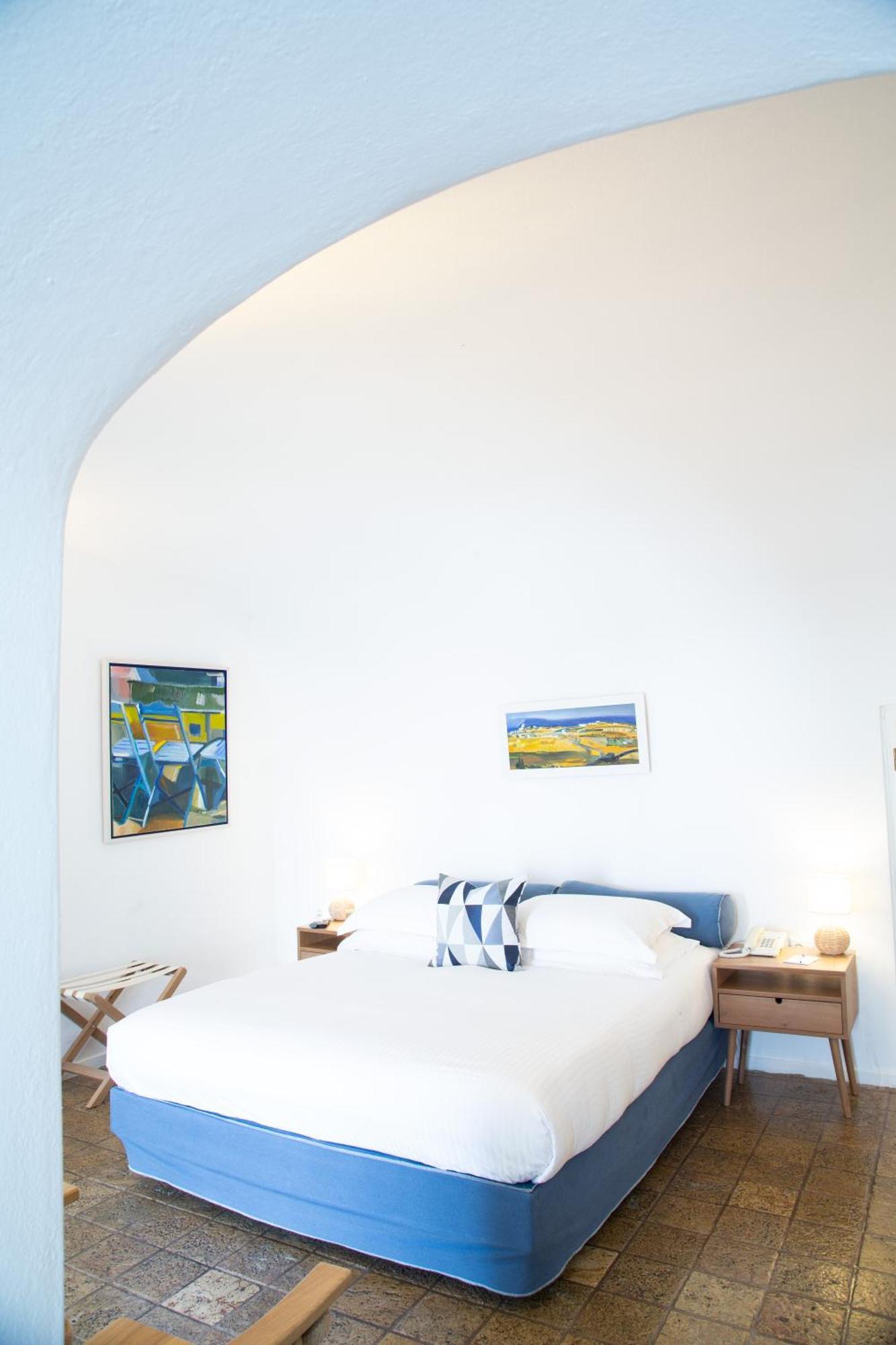 Pantelia Suites Тира Экстерьер фото