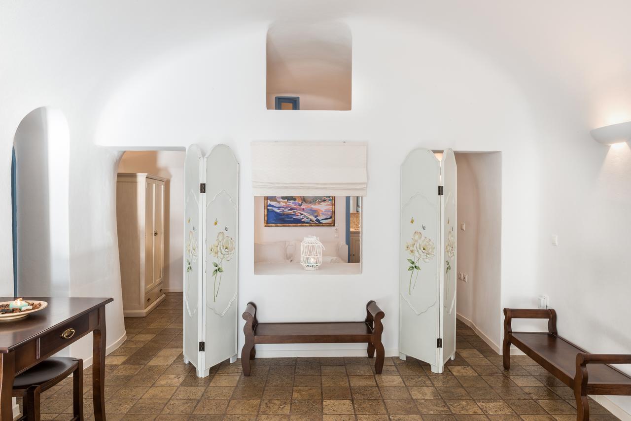 Pantelia Suites Тира Экстерьер фото