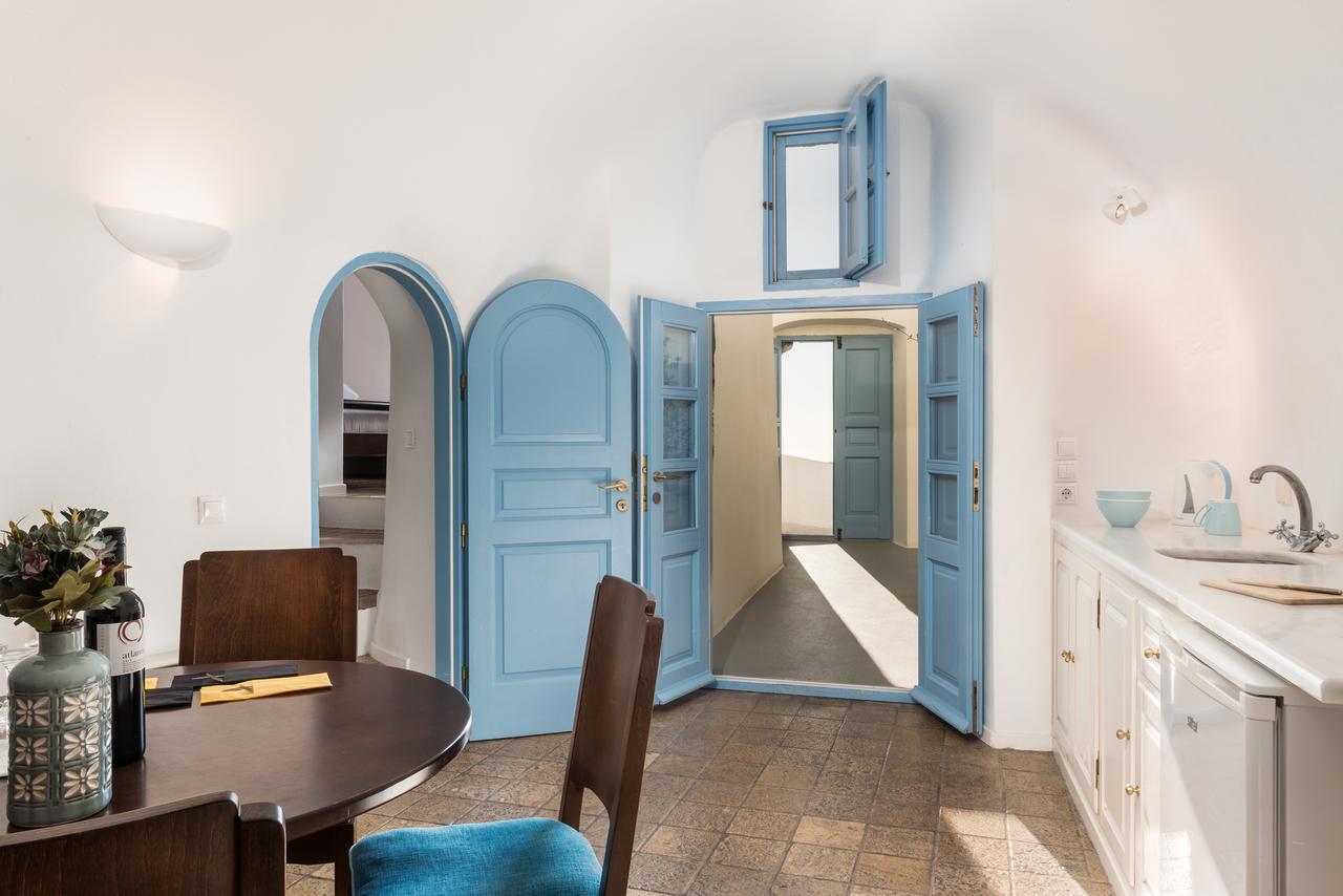 Pantelia Suites Тира Экстерьер фото