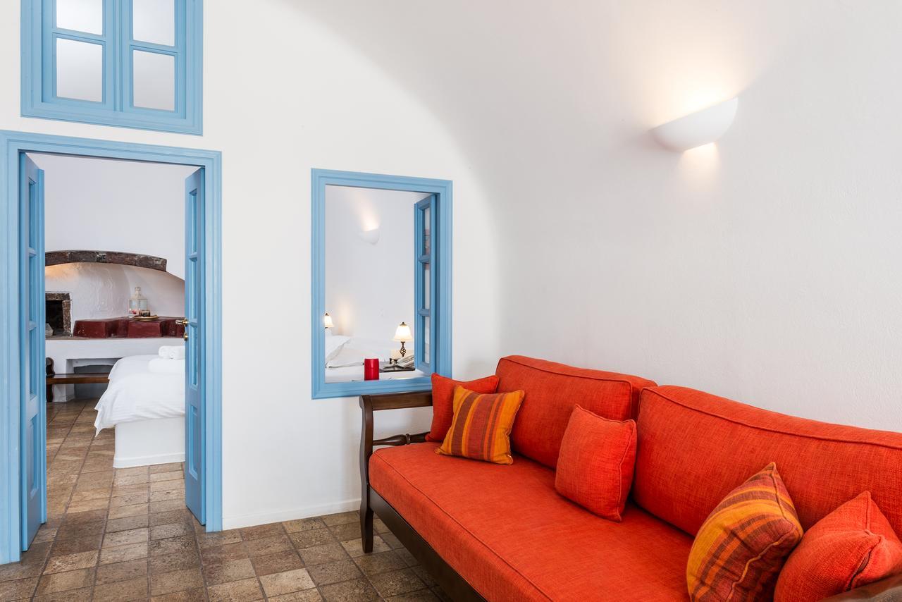 Pantelia Suites Тира Экстерьер фото