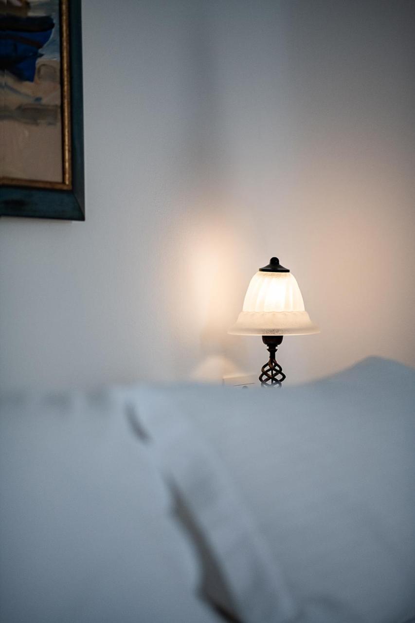 Pantelia Suites Тира Экстерьер фото